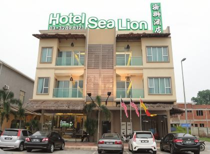 Sea Lion Firefly Concept Hotel