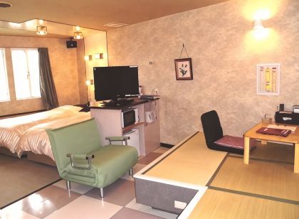 유틸리티 호텔 쿠