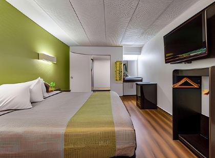 Days Inn by Wyndham Cincinnati I-71