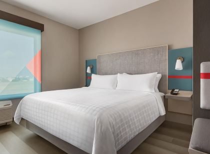 Avid Hotel Tulsa Hills