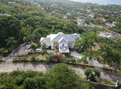 Emerald View Resort Villa