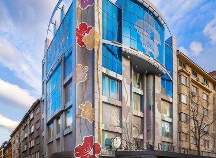 Les Fleurs Boutique Hotel