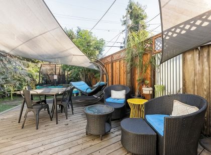 Aptos Beach Retreat • Hot Tub & 5 Min Walk to Sand