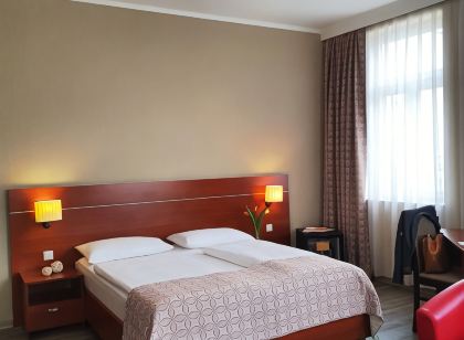 Hotel Atlas Halle