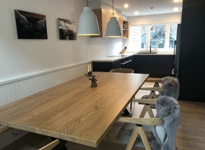 Luxury 2 Bedroom Chalet in Thredbo, Beside Gunbarrel Express Quad Chair