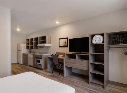 우즈스프링 스위츠 올림피아 - 레이시