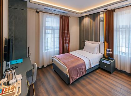 VE Hotels Adakale