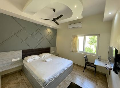 Hotel Grand Lpm