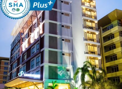 Crystal Jade Hotel