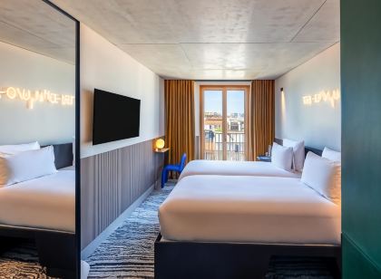 Tribe Paris Clichy
