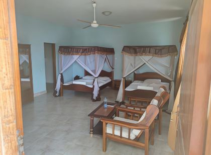 Hotel Titanic, Kilifi