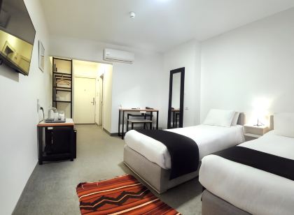 Nomads Hotel