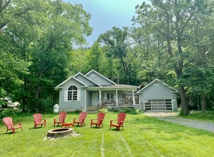 Forest Guest Suite Near Picton Centre (Pet-Friendly &Hot Tub &Park Pass)