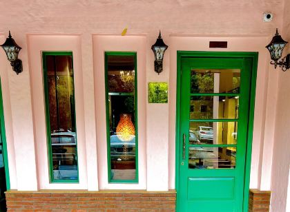 The Kaptain's Retreat