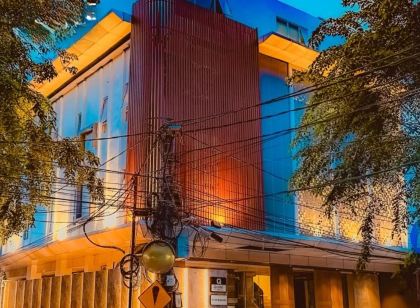 QUBE HOTEL by 98hospitality