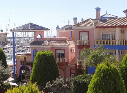 Apartamentos Marina Internacional