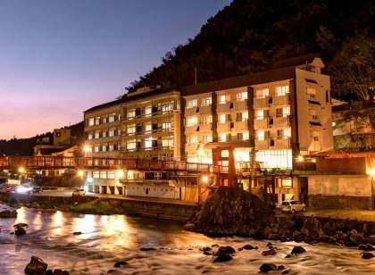 天ヶ瀬温泉成天閣