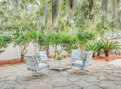 Tybee Island Inn Bed & Breakfast