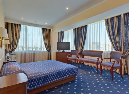 Aeropolis Hotel