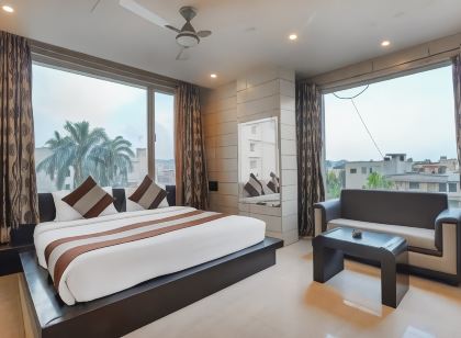 Hotel Grand Shiva Haridwar Near Ganges