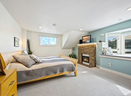 The Loft – Pet-Friendly Egg Harbor Rental