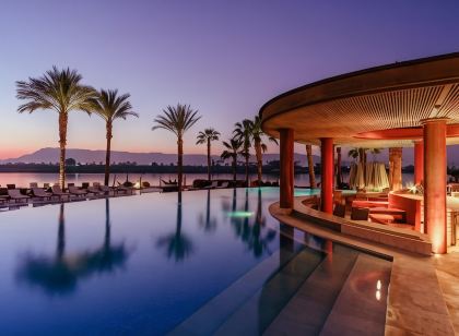 Hilton Luxor Resort & Spa
