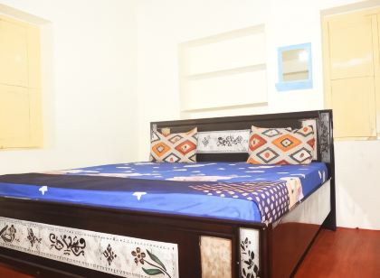 HOTEL R HOMESTAY