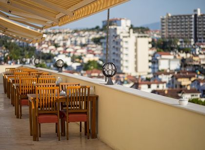 Tuntas Family Suites Kusadasi
