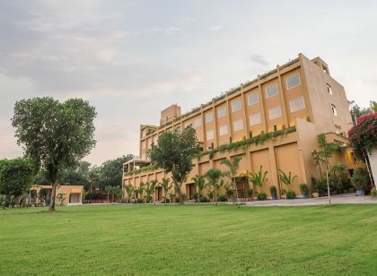 Hotel Lalita Grand Mathura- Vrindavan