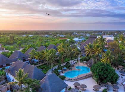 Paradise Beach Resort & Spa