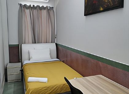 G Fortune Guest House Victoria Green