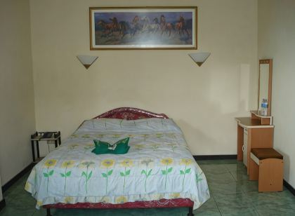 Golden Dragon Hotel