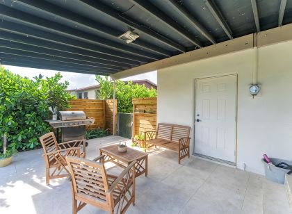 Charming Family Retreat in Miami: 10 Min from Miami International Airport