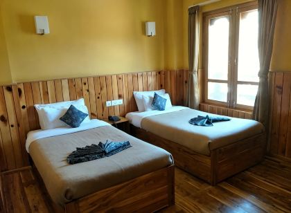 Hotel Khamsum
