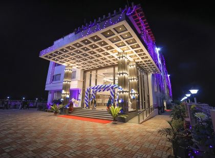 Dhamma Grand Hotel Resort