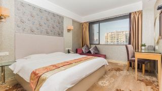 qiantu-business-hotel-san-shui-guang-chang-dian