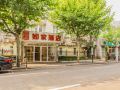 home-inn-shanghai-the-bund-nanjing-road-pedestrian-street