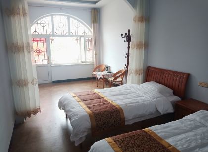 Laoniuwan Yellow River Fisherman's Homestay