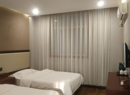 無極圓泰假日飯店