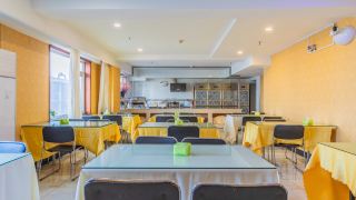 xingrui-hotel-qingdao-taidong-pedestrian-street