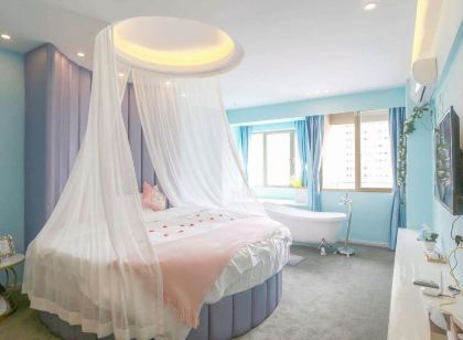 Tangmeng Movie Apartment