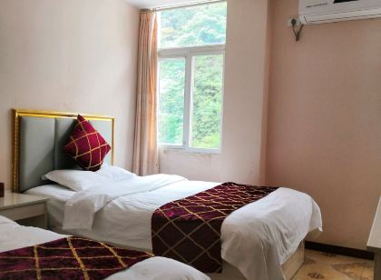 神農架聚龍賓館