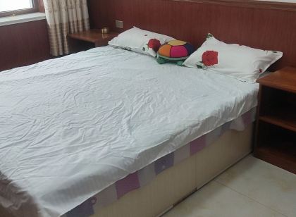 交城都市馨家農家院