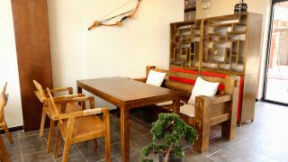 the-three-bears-holiday-palace-hotel