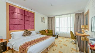 holiday-inn-triumphal