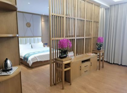 德欽扎西央珠酒店