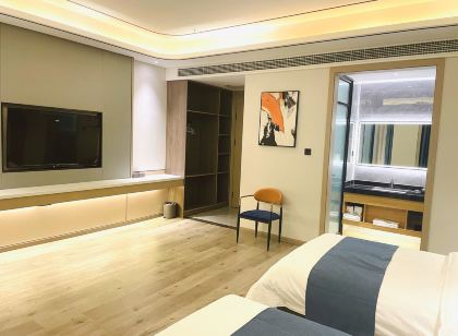 Linze Silu Meihua Hotel