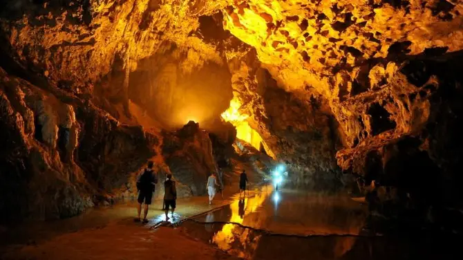 5_Ban Gioc Waterfall