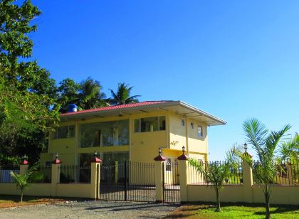 Caimito Beach Hotel