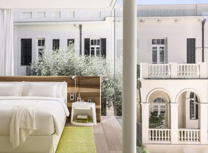 R48 Hotel and Garden